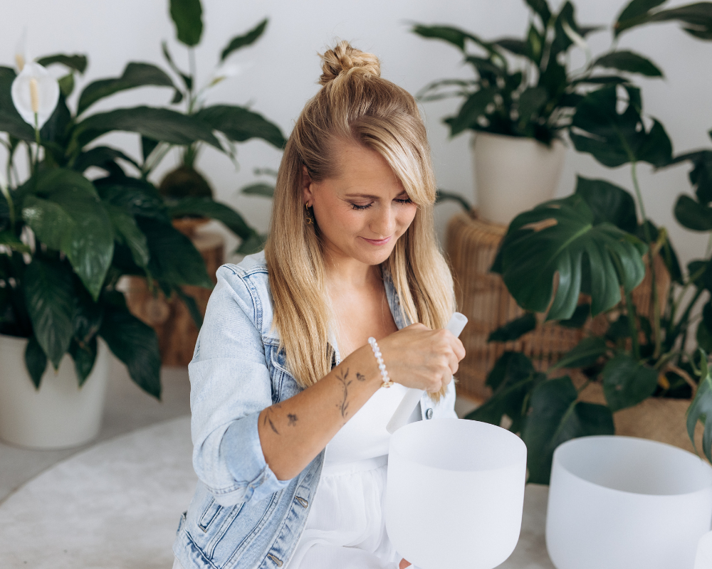 Kristy Stehnová z RestartujSe s Kristy hraje na křišťálovou mísu v klidném a harmonickém prostředí.